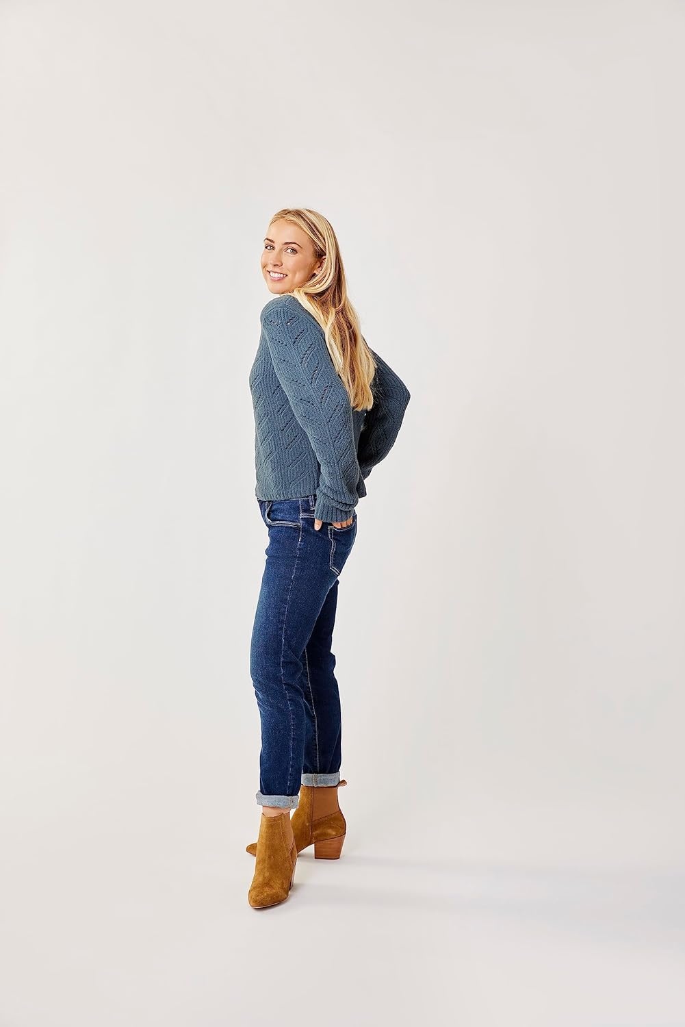 image:imageCarve Designs Womens Austin Crop JeanDark Rinse