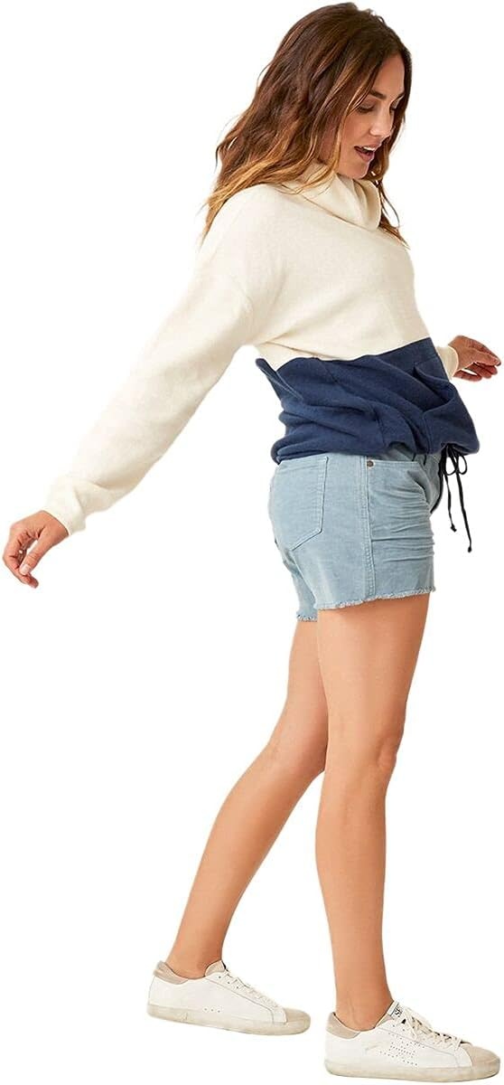 image:imageCarve Designs Womens Oahu 4 ShortDelta