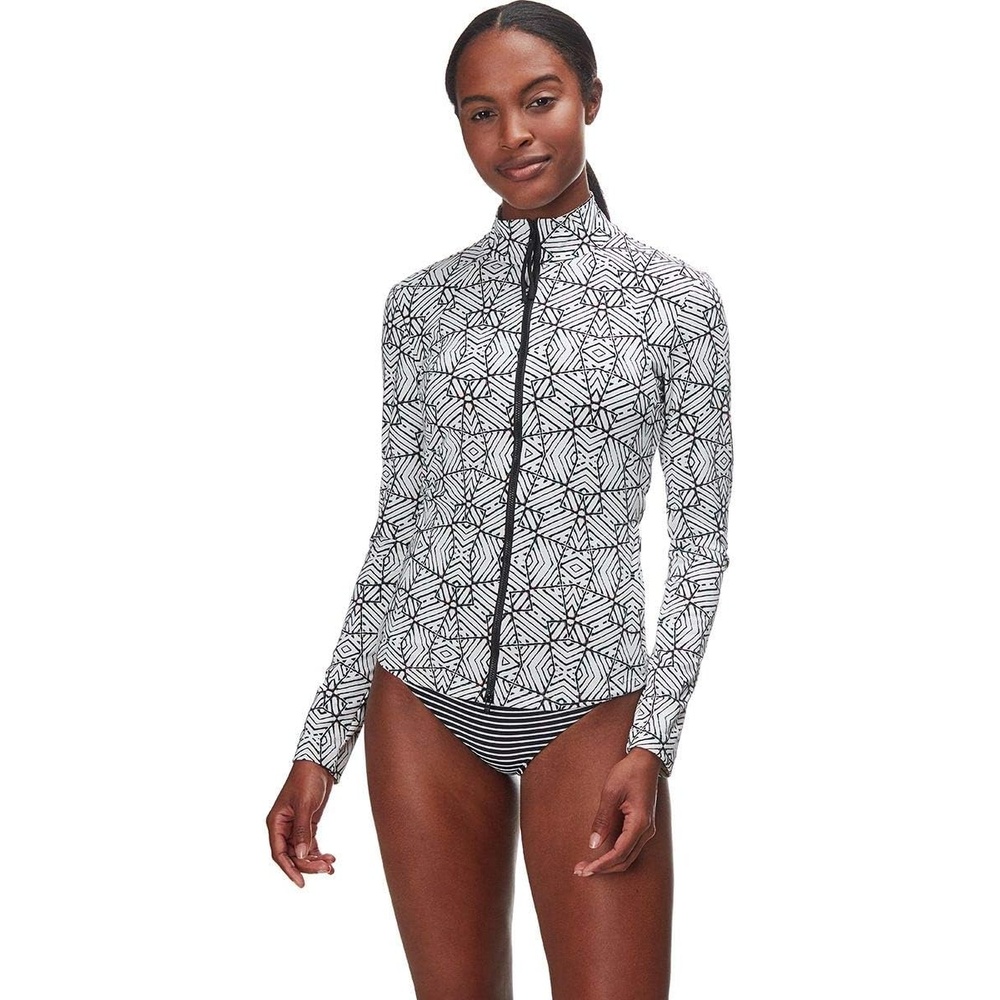 image:imageCarve Designs Womens Lake SunshirtWhite Tile