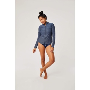 Carve Designs Women’s Lake Sunshirt(Navy Bayside)