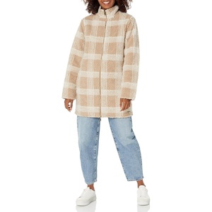 Carve Designs Women’s Mason Reversible Jacquard Jacket(Lt. Khaki Plaid)