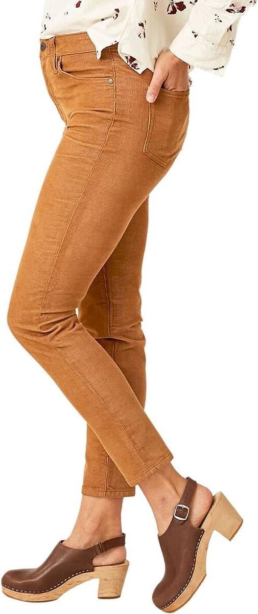 image:imageCarve Designs Womens Skyler Skinny CordSaddle