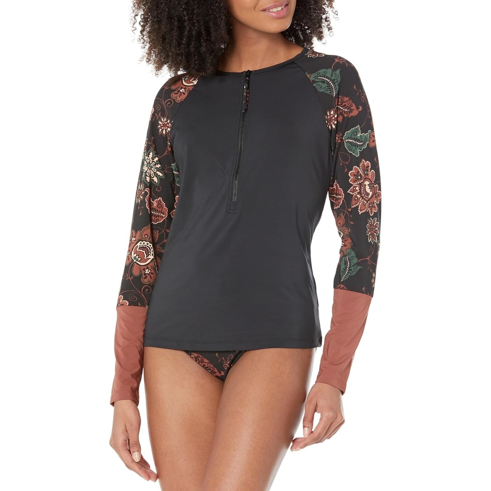 image:imageCarve Designs Womens Kona RashguardBlack W Taj